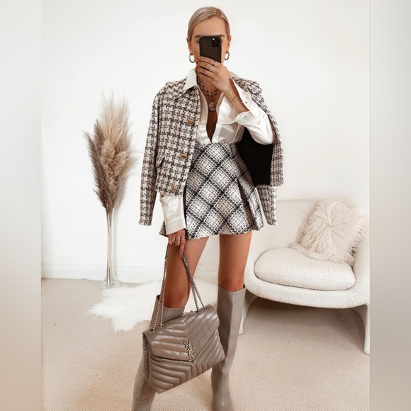 BLOGGERS FAVORITE NWT Zara Monochrome Checkered Mini Skirt - Picture 1 of 2